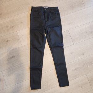 New - New Look Lift and Shape brand Faux leather pants Size 4